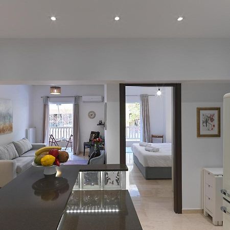 Newly Renovated Apartment In The Heart Of Афіни Екстер'єр фото