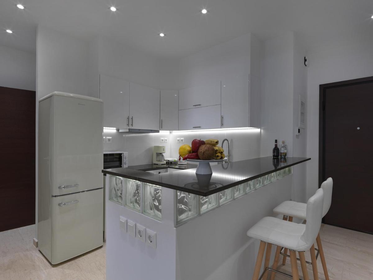 Newly Renovated Apartment In The Heart Of Афіни Екстер'єр фото